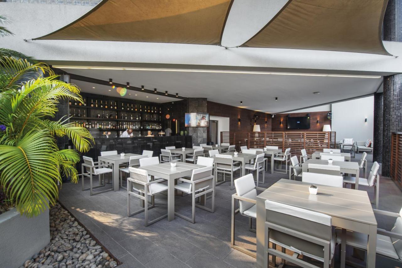 Hotel Tropico Luanda Extérieur photo
