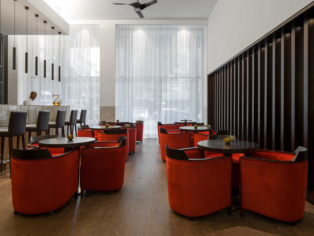 Hotel Tropico Luanda Extérieur photo